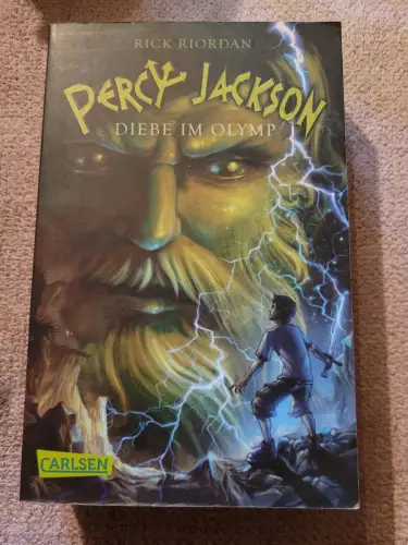 Percy Jackson - Diebe im Olymp. Riordan, Rick: