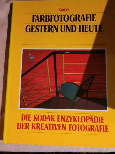 Farbfotografie gestern und heute. Hermstein, Rudolf:
