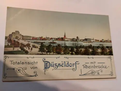 Totalansicht von Düsseldorf mit Rheinbrücke Postkarte: