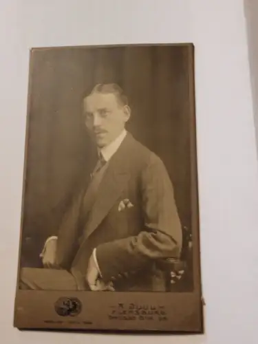 Junger Mann (6) Foto: