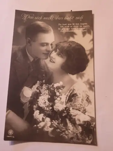 Was sich neckt das liebt sich Postkarte: