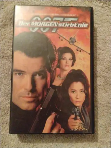 James Bond - Der Morgen stirbt nie [VHS]