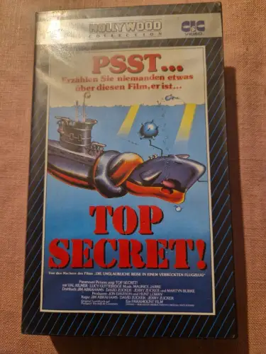 Top Secret! [VHS]