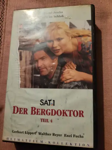 Der Bergdoktor 4 [VHS]