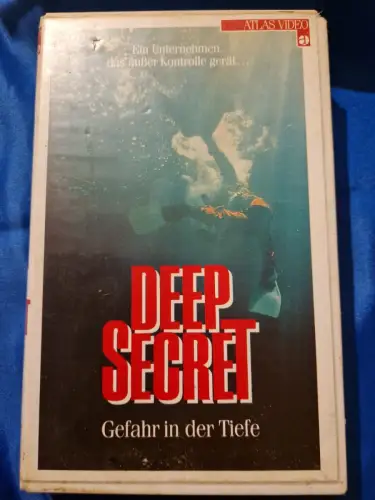 Deep Secret - Gefahr in der Tiefe (VHS)