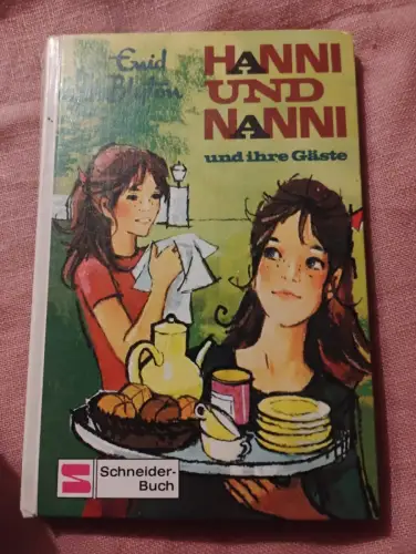 Hanni und Nanni und ihre Gäste Blyton, Enid und Nikolaus Moras: