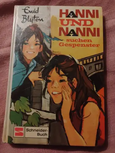 Hanni und Nanni suchen Gespenster Blyton, Enid und Nikolaus Moras: