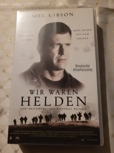 Wir waren Helden [VHS] , Mel:
