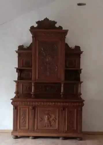 Tabernakel-Buffet ​Monumentales 3-Meter Gründerzeit Tabernakel Buffet! ​(Neorenaissance, ca. 1880). Dieses Prunkstück, ist in einem Super Zustand!