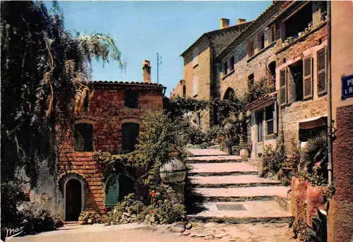 B53133 La Cote d'Azur Une ruelle pittoresque france