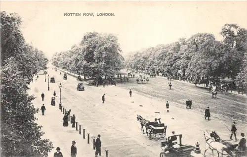 B85925 rotten row chariot london uk