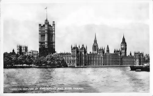 BR79990 London Houses of Parliament and River Themse Echtfoto UK
