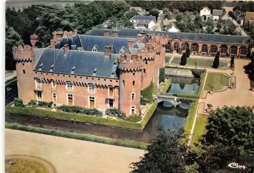 BR4612 Chateau de Villebon vue aerienne france
