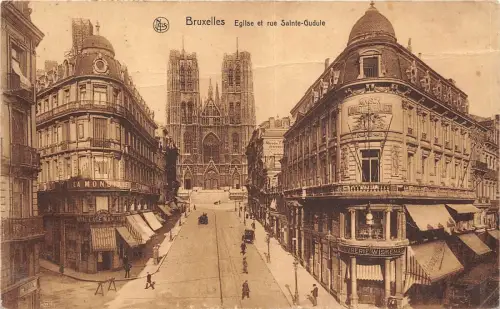 B63391 Bruxelles Eglise et rue Sainte Gudule belgium