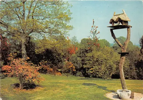 BT17802 Furzey Gardens Ancien Folk Cottage and New Forest Craft Gallery UK