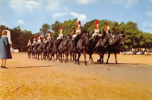 B100747 queens life guard london military militaria uk