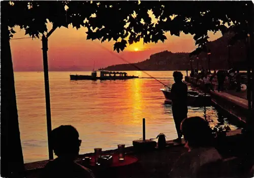 B33862 Lago di Garda The Sun Set italy