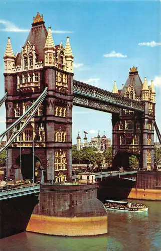 BR66051 the tower and tower bridge london uk 14x9cm