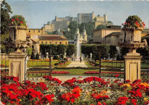 B64217 Mirabellgarten Kleinod Salzburg Österreich