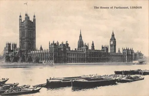 BR80867 the houses of parliament ship bateaux london uk