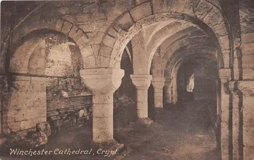 B5103 Winchester Cathedral Crypt