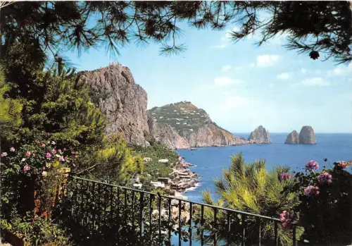 B33418 Capri Panorama della Marina Piccola Italien