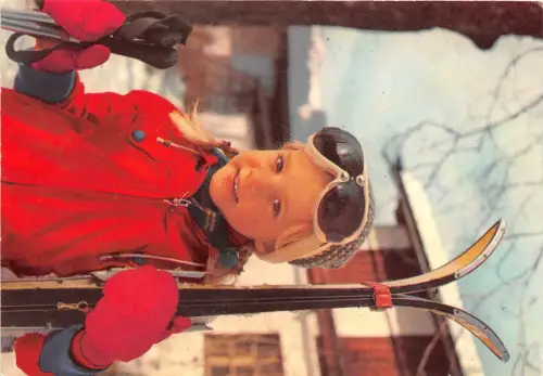 B70282 Sport Ski Sky