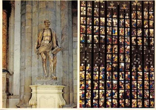 BR10908 Duomo Vertrate del Duomo Milano italy