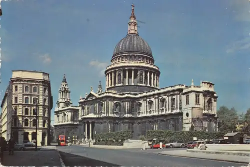B99858 st paul s cathedral london uk
