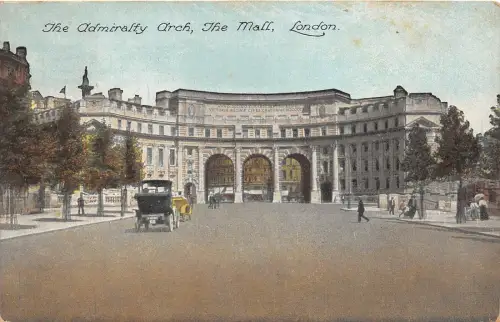 B90787 the admiralty arch the mall car voiture london uk