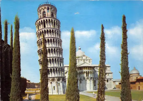 B73390 Pisa la torre e l abside del duomo Italien