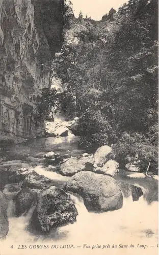 B38829 b Le Gourges du Loup vue prise pres du Saut du loup france