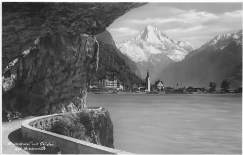 B24051 Axenstrasse mit lüelen und Bristensock Schweiz