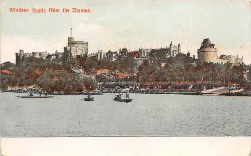 BR61308 aus der Thames Castle Windsor UK