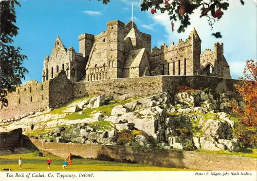 BT3147 The Rock of Cashel Ireland