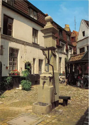 BG5316 ancienne ruelle typique antwerpen anvers belgium