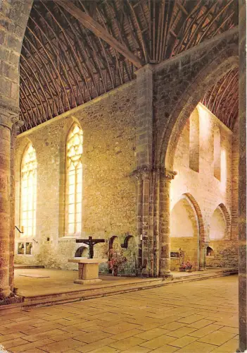 BR13688 Abside et transept En Plenee Jugoiin l Abbatiale france