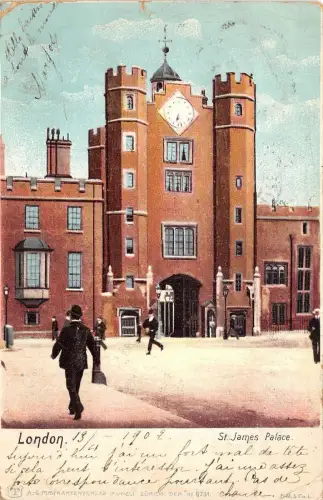 B93537 london st james palace uk