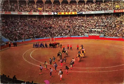 B84185 barcelona plaza de torors monumental spain