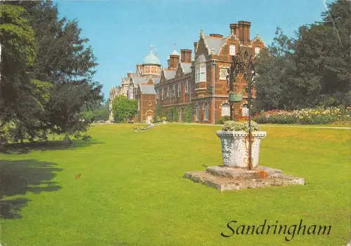 BR89301 sandringham house uk