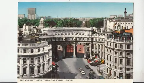 BF29263 london uk trafalgar square the admmiralty arch front/back image