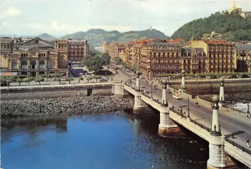 BF22617 san sebastian puente del kursaal y teatro spain