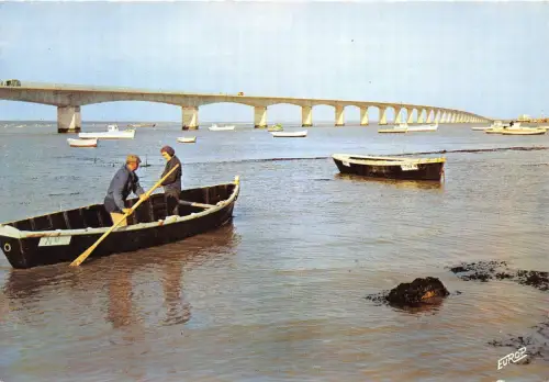 BR13653 Viaduc de liaison Oleron Kontinent Schiff Bateaux Frankreich