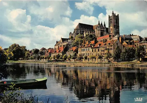 BR23978 Les Bords de l Yonne Auxerre france