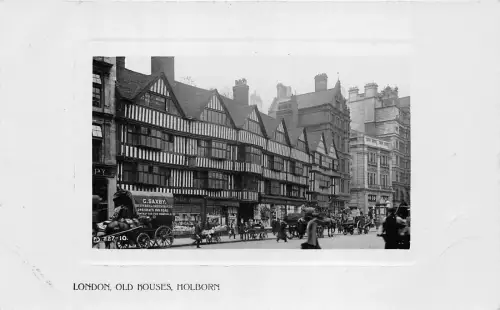 B85625 old houses holborn chariot london uk
