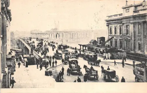 B85440 chariot london uk