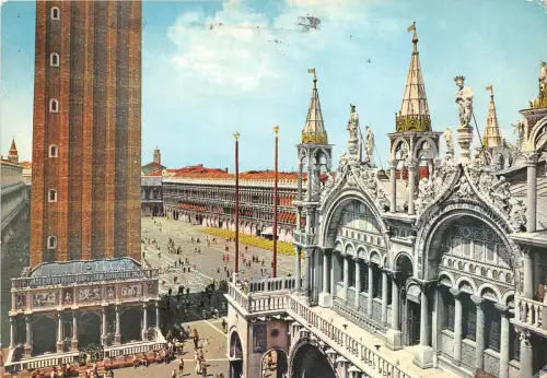 BR808 Italia Venezia Piazza S Marco italy