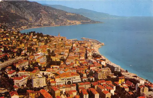 B83135 menton vue aerienne sur la ville france