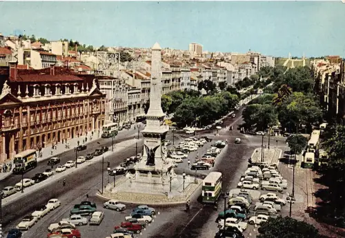 BR15565 Lisboa Avenida da liberdade car voiture portugal