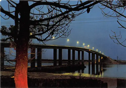 BG18251 ile de noirmoutier le pont reliant l ile au continenet france